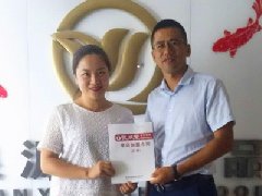9月好消息不斷，賀青島李滄區(qū)胡女士成功加盟張成榮電烤雞架！
